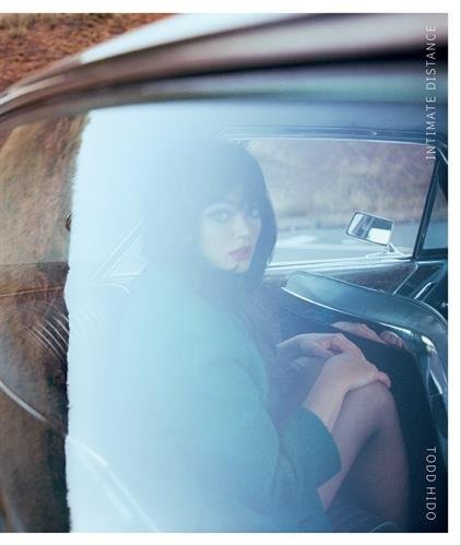 Intimate Distance by Todd Hido - Textuel